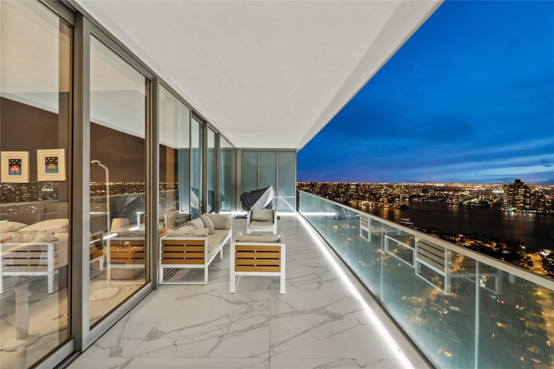 18975 Collins Avenue, Unit 3303, Sunny Isles Beach, FL 33160 Photo