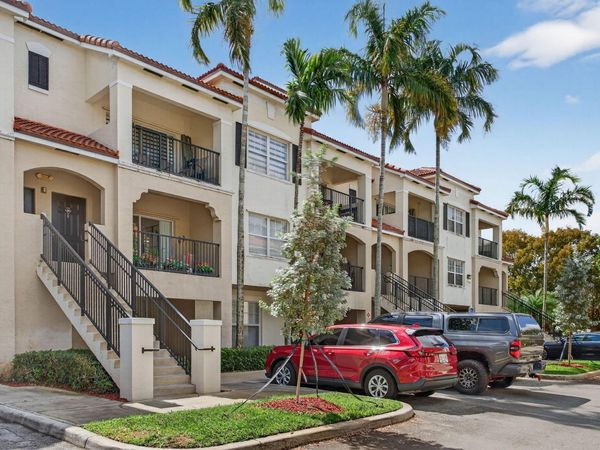 5980 W Sample Rd, Unit 204, Coral Springs, FL 33067