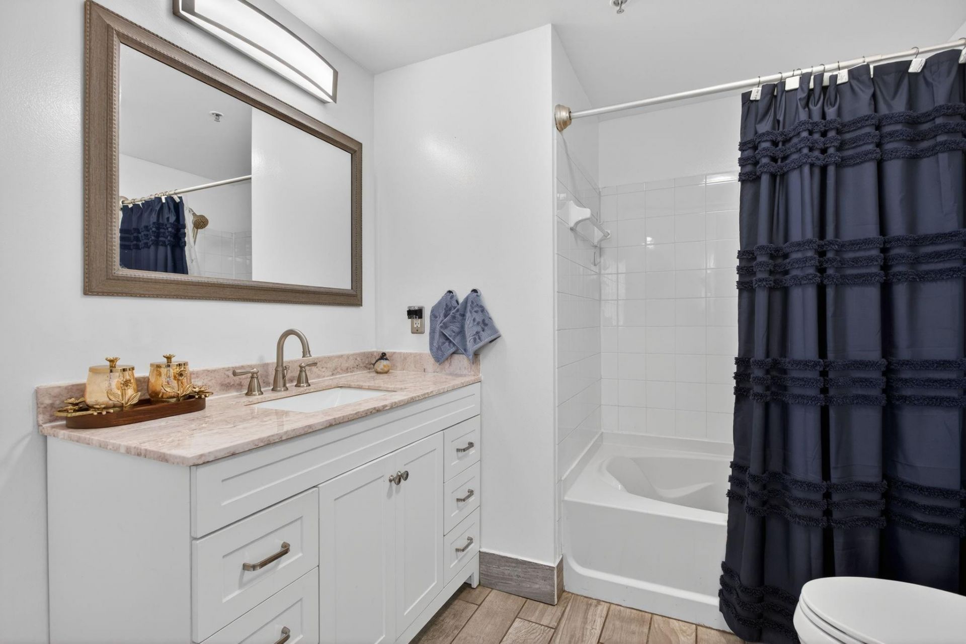 5980 W Sample Road, Unit 204, Coral Springs, FL 33067 Photo