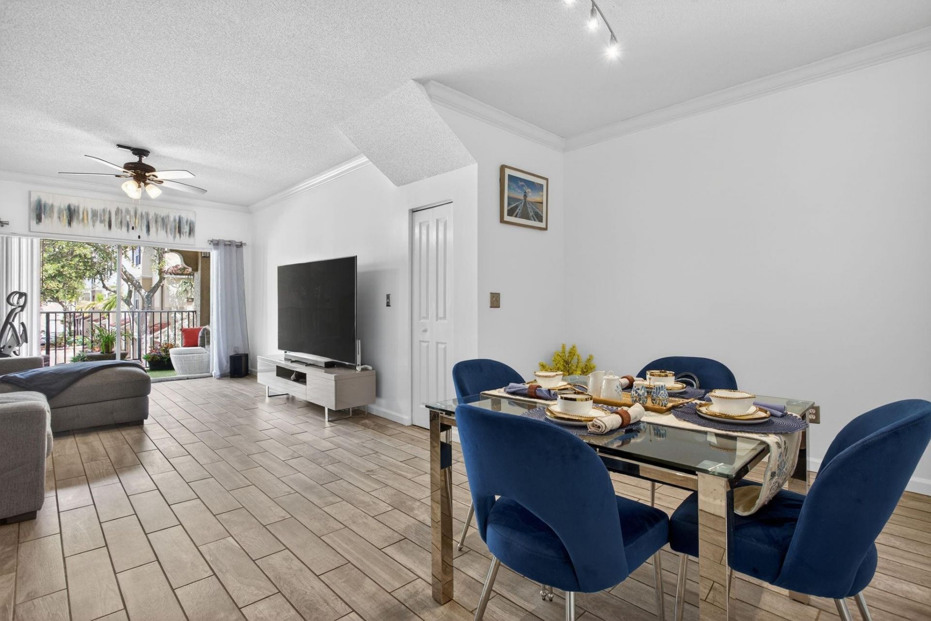 5980 W Sample Road, Unit 204, Coral Springs, FL 33067 Photo