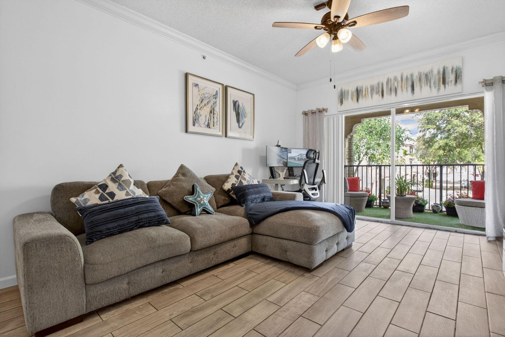 5980 W Sample Road, Unit 204, Coral Springs, FL 33067 Photo