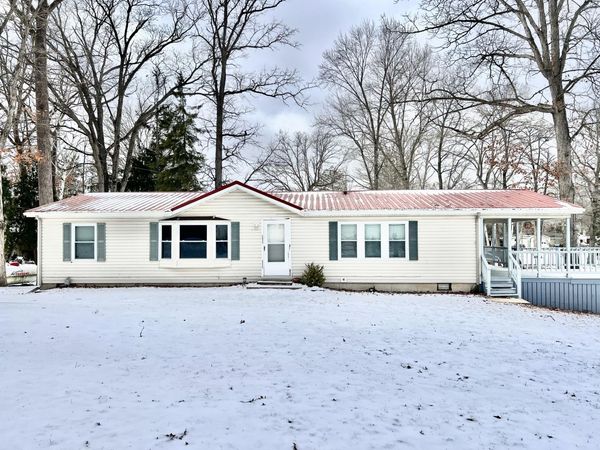 5482 Circle Drive, Reading, MI 49274
