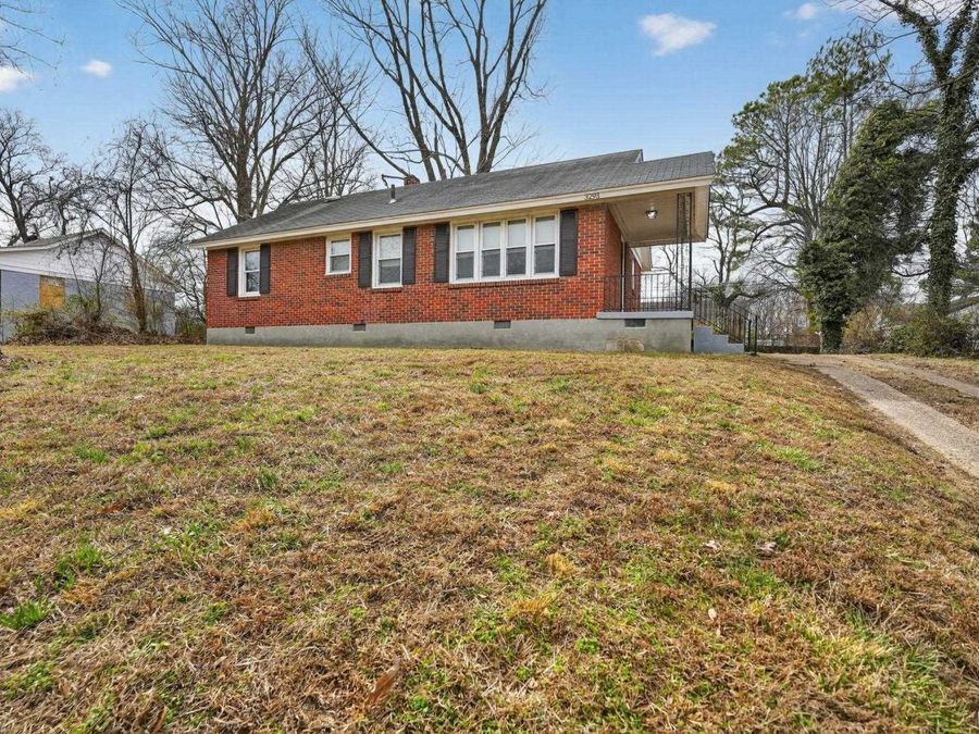 Property Image 4