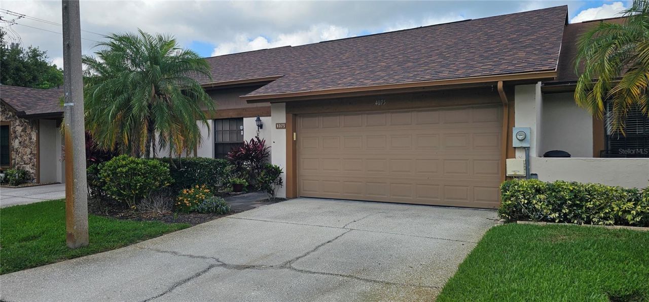 4075 Shoreside Circle, Tampa, FL 33624 Main Photo