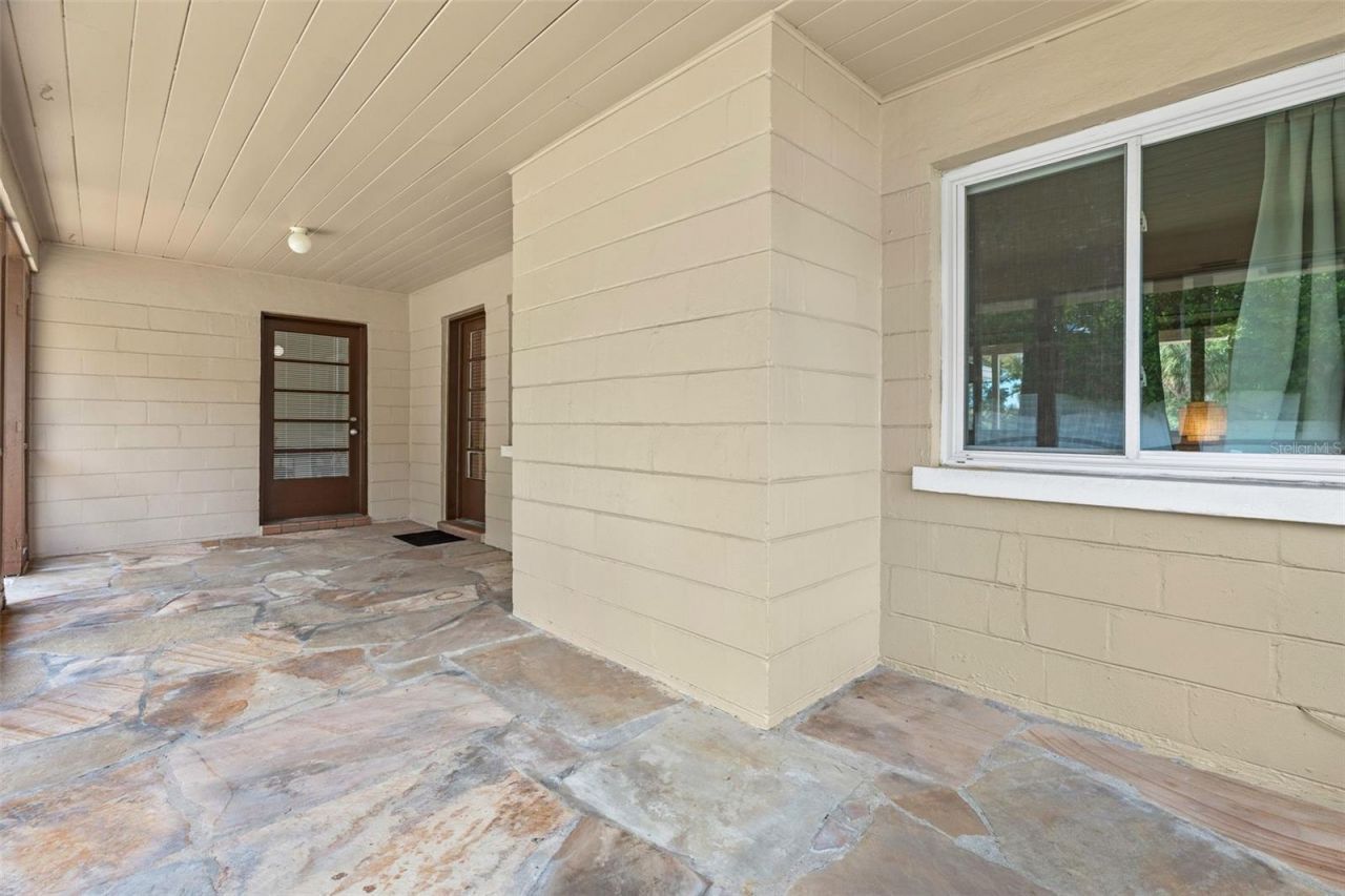 7549 Westmoreland Drive, Sarasota, FL 34243 Photo