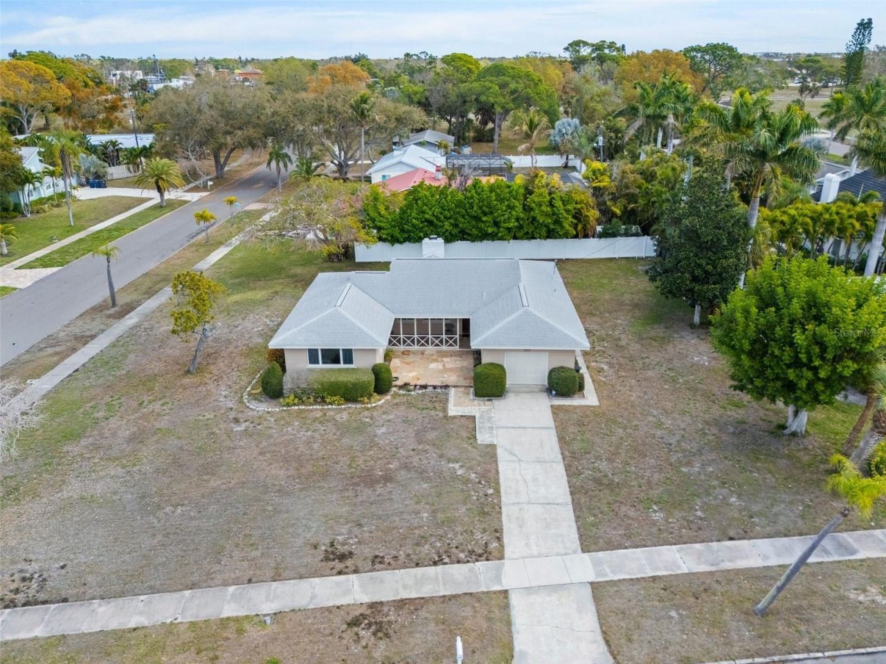 7549 Westmoreland Drive, Sarasota, FL 34243 Photo