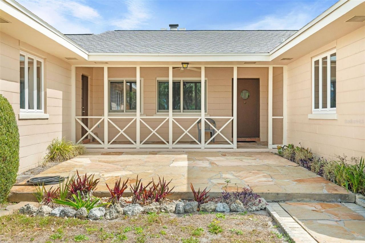 7549 Westmoreland Drive, Sarasota, FL 34243 Photo