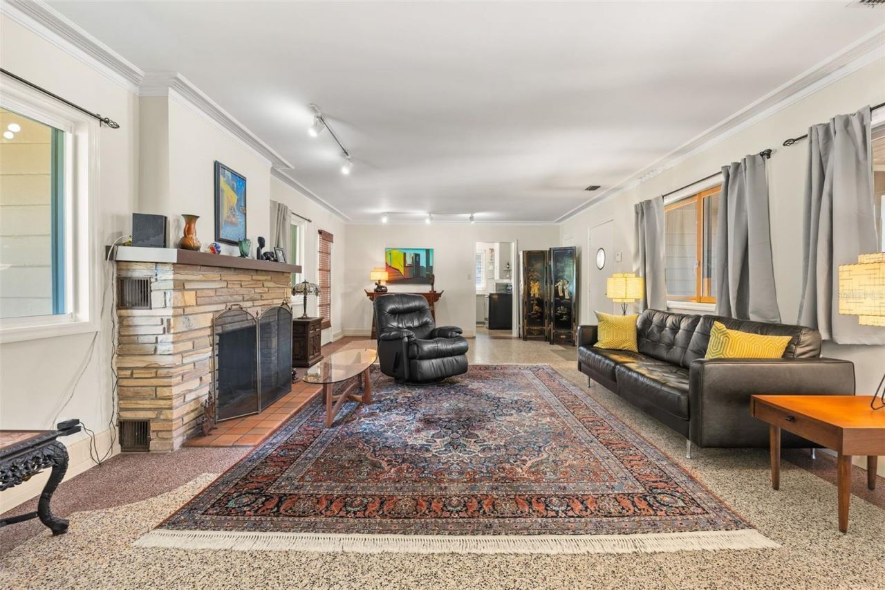 7549 Westmoreland Drive, Sarasota, FL 34243 Photo