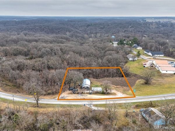 1290 1st Avenue , Gravette, AR 72736