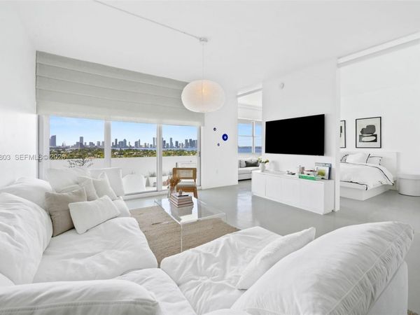 3 Island Ave , Unit PH-G, Miami Beach, FL 33139