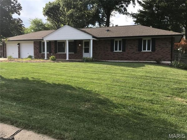 11107 Leisure Lane , St Louis, MO 63146