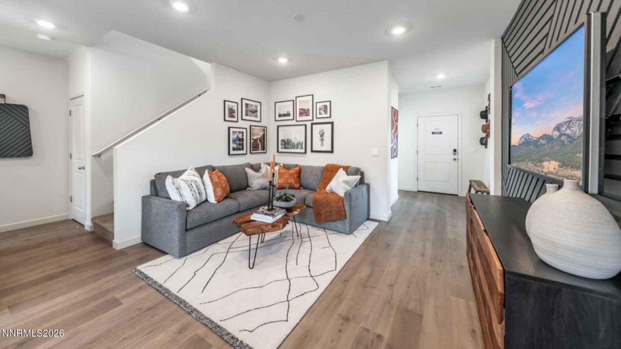 8370 Vermilion Drive, Reno, NV 89506 Photo