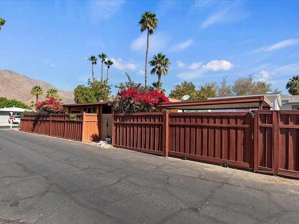 4 Arapaho Street, Palm Springs, CA 92264