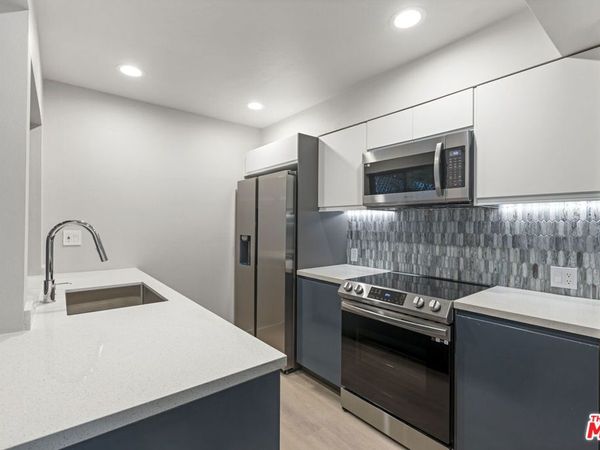 1044 20TH Street, Unit C, Santa Monica, CA 90403