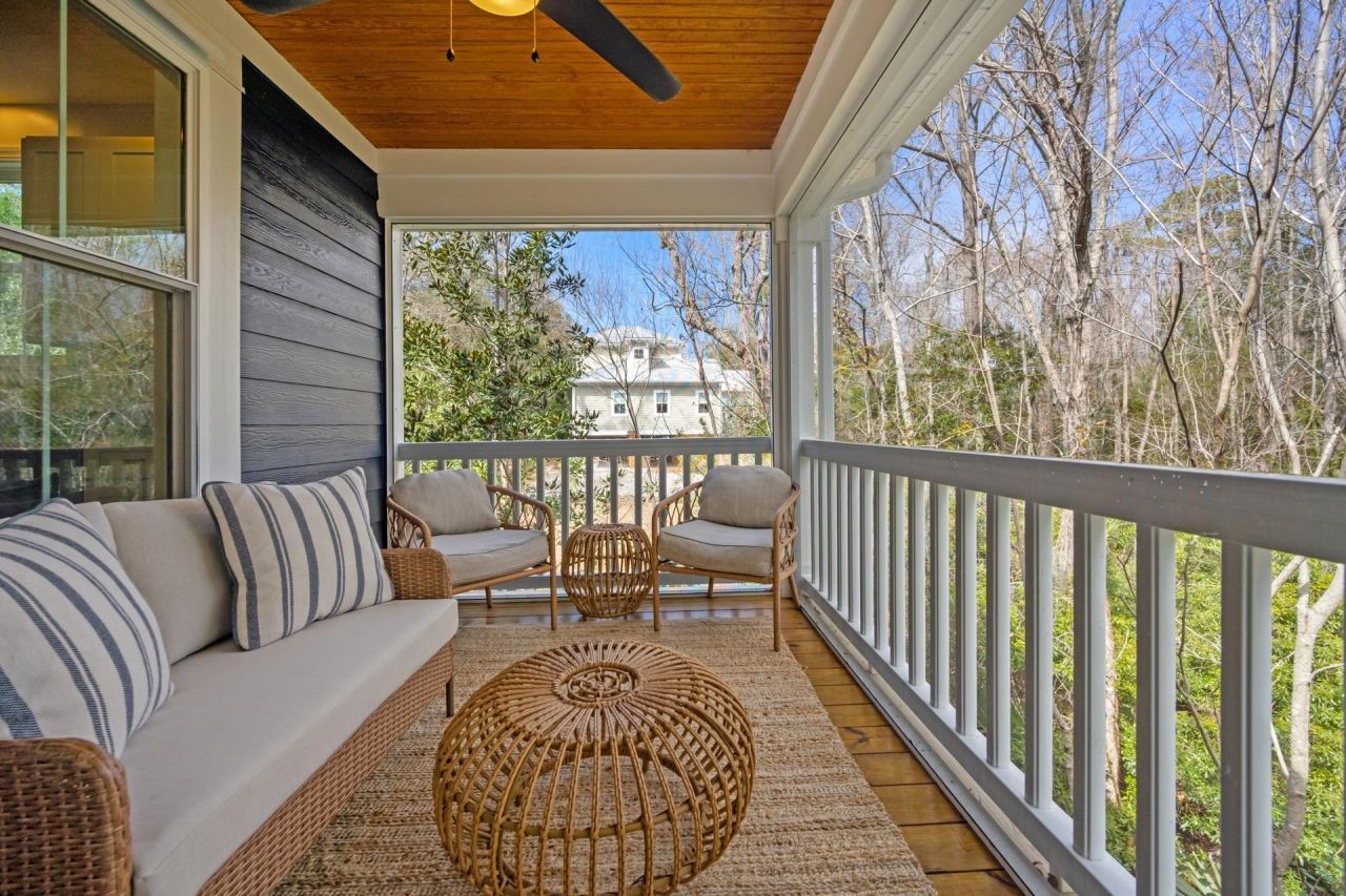 231 Watson Way Photo 12