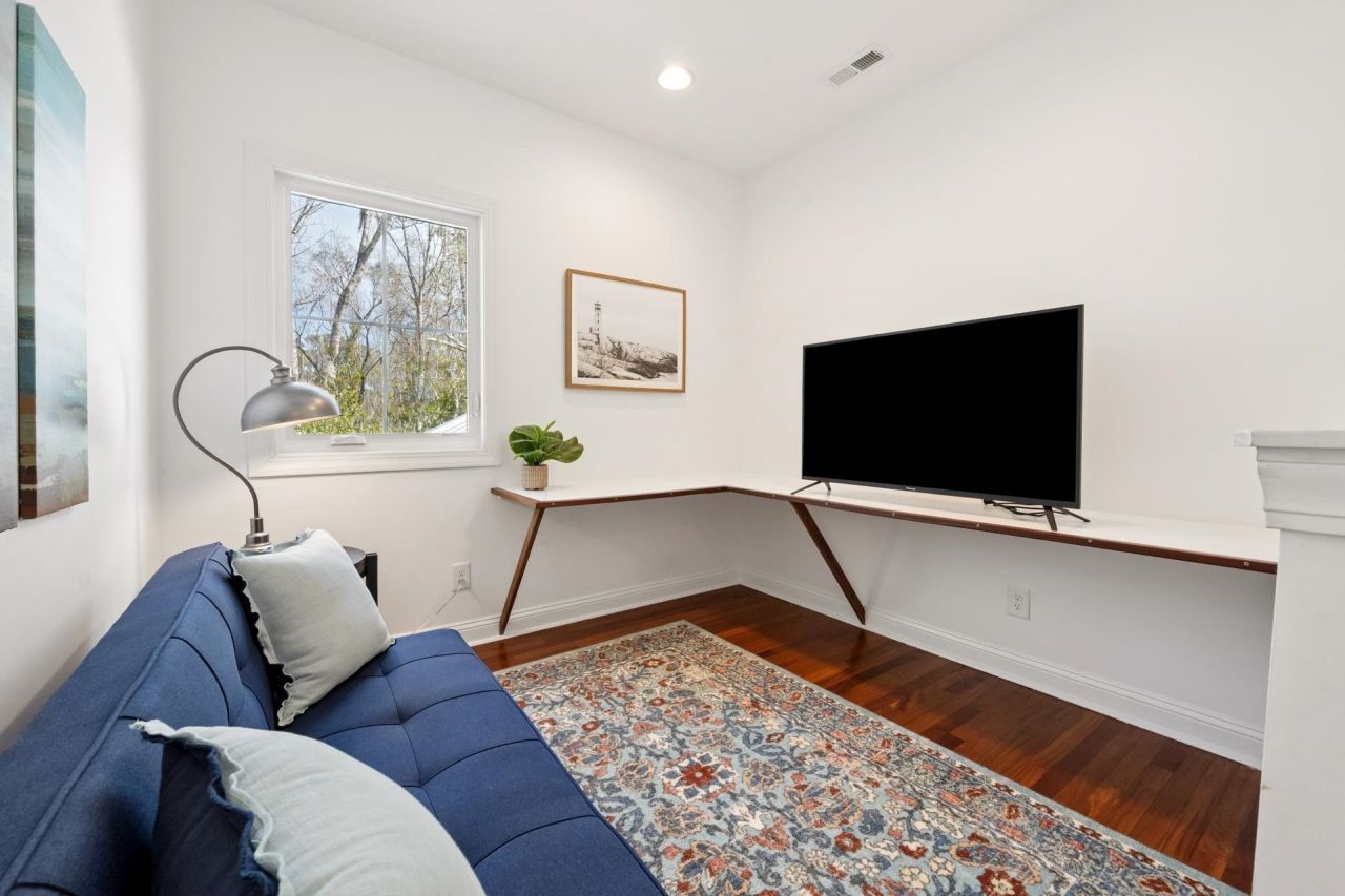 231 Watson Way Photo 15