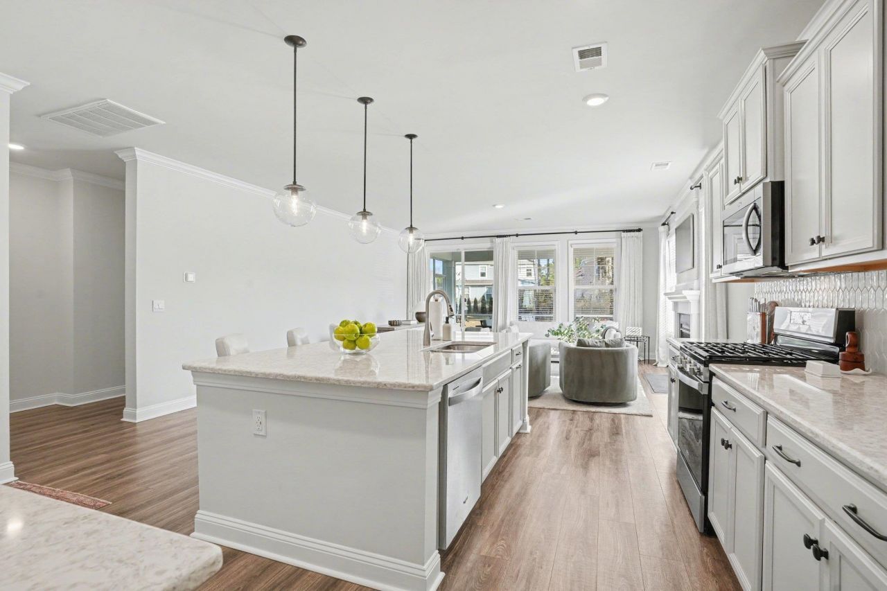 1529 Silver Grass Ct. Photo 11