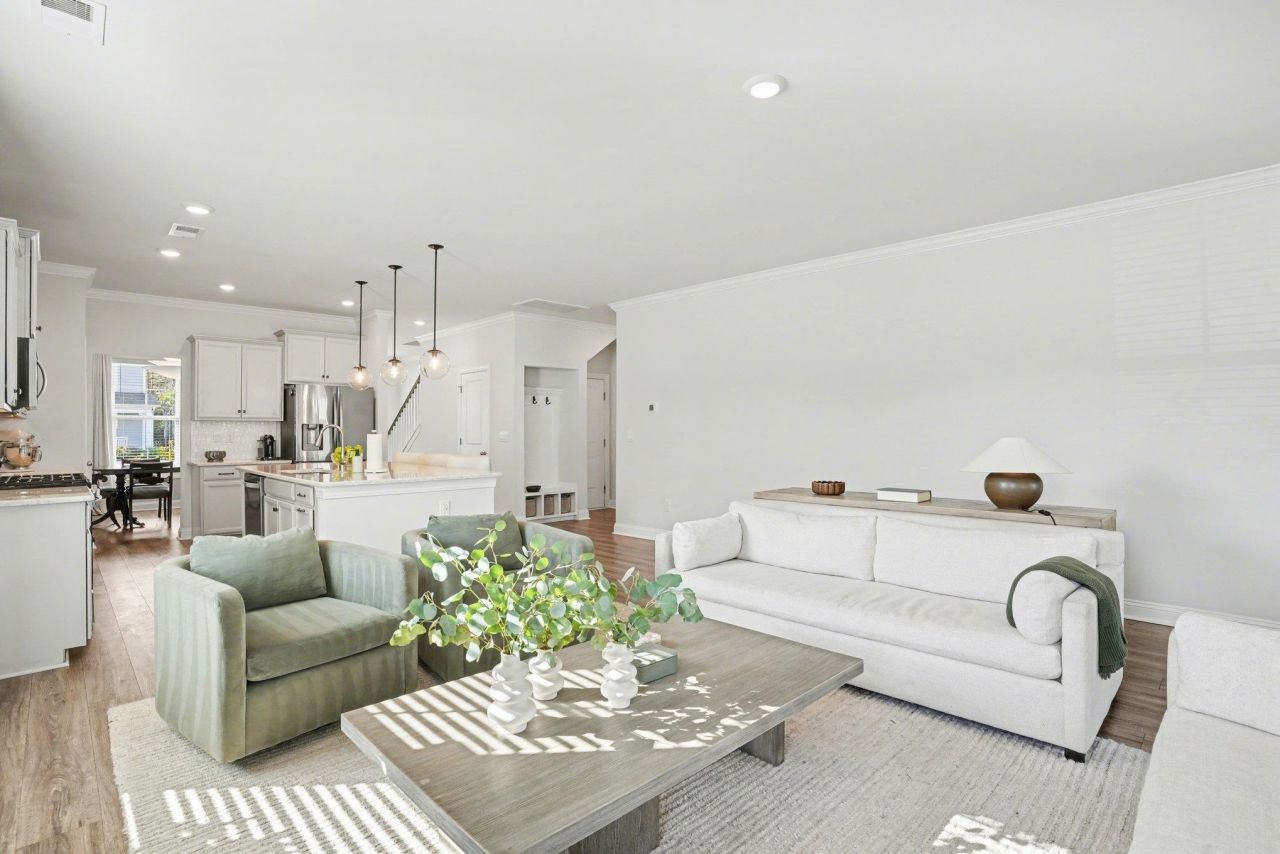 1529 Silver Grass Ct. Photo 15