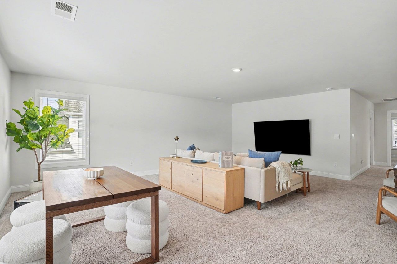 1529 Silver Grass Ct. Photo 18