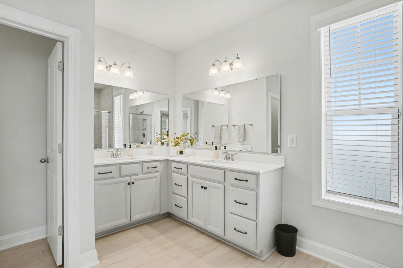 1529 Silver Grass Ct. Photo 23