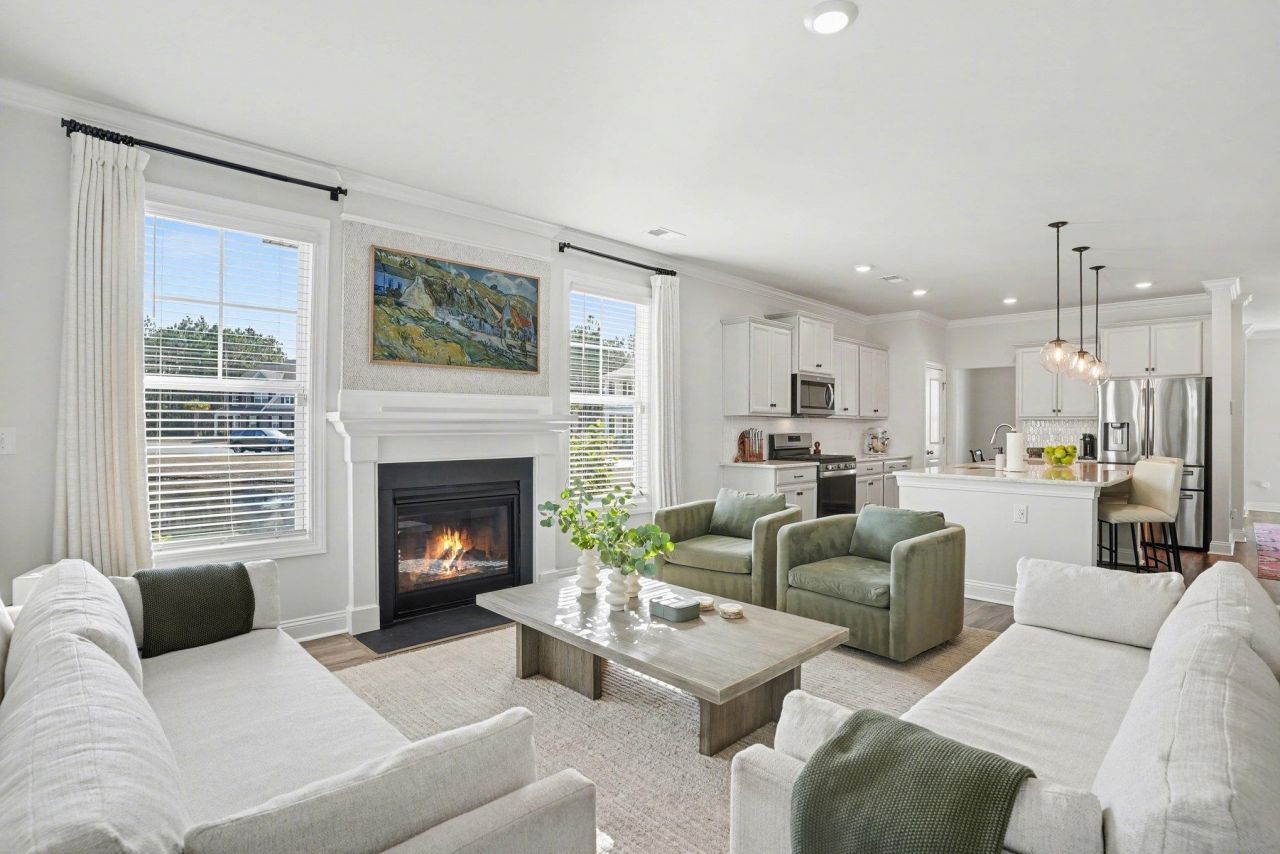 1529 Silver Grass Ct. Photo 5