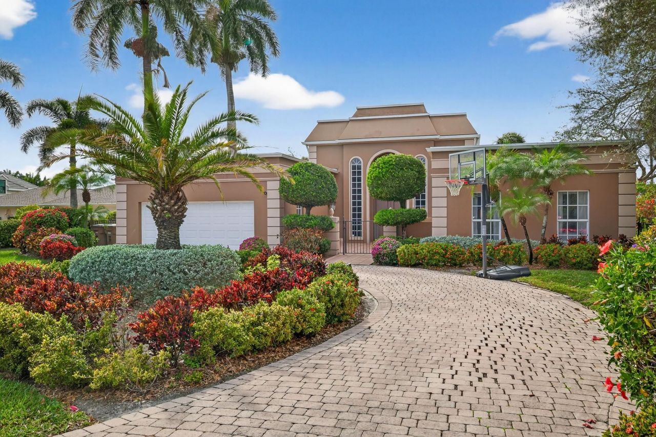 19 George Town, Fort Myers, FL 33919 Photo