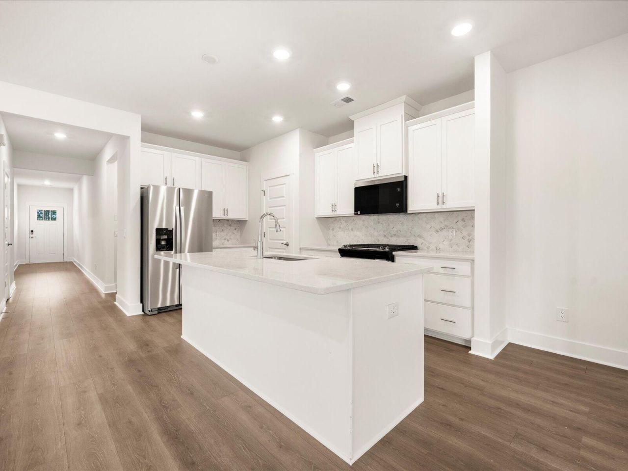 327 Calm Water Way Photo 18