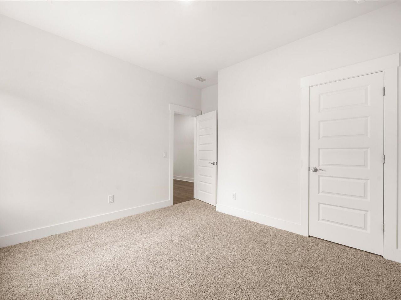 327 Calm Water Way Photo 9