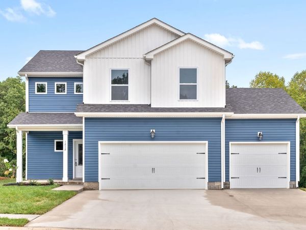 1212 Boulder Pass Rd, Clarksville, TN 37040