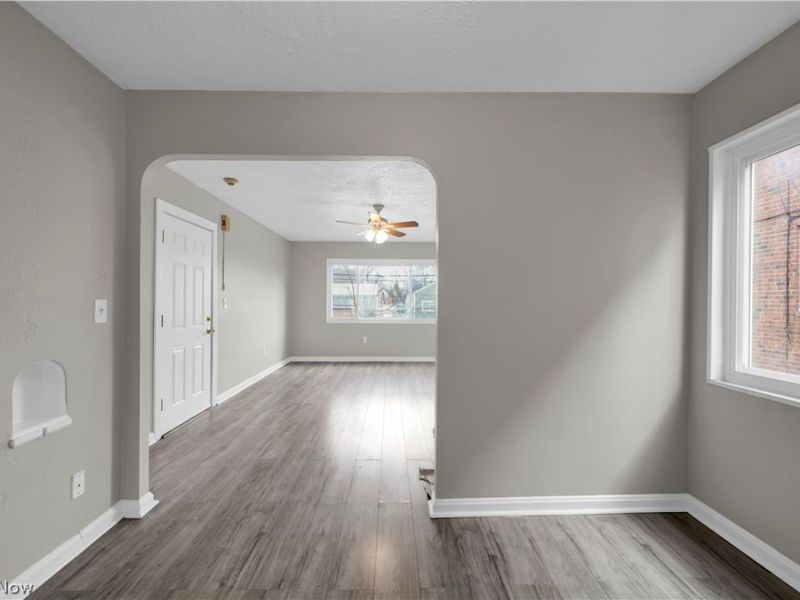 5208 Lee Road , Unit 3, Maple Heights, OH 44137 Photo 10