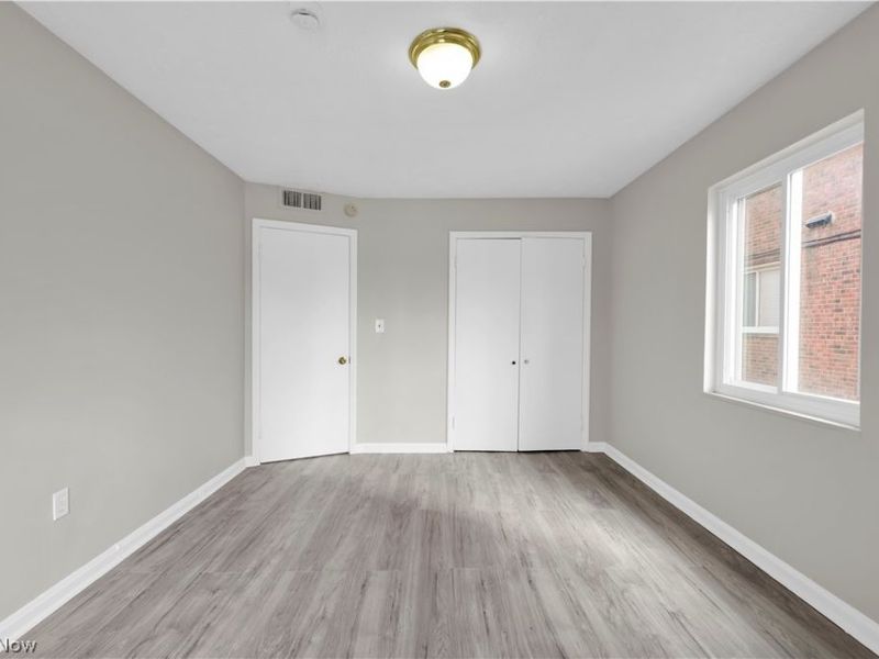 5208 Lee Road , Unit 3, Maple Heights, OH 44137 Photo 15