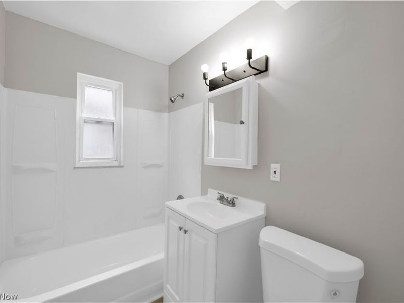 5208 Lee Road , Unit 3, Maple Heights, OH 44137 Photo 19