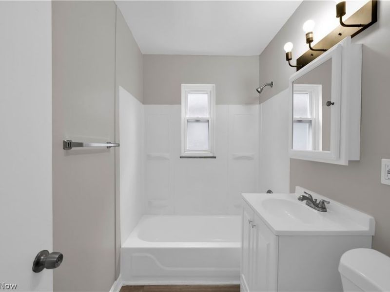 5208 Lee Road , Unit 3, Maple Heights, OH 44137 Photo 20