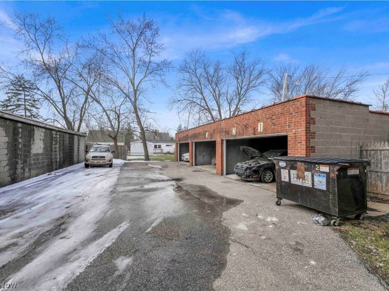 5208 Lee Road , Unit 3, Maple Heights, OH 44137 Photo 24