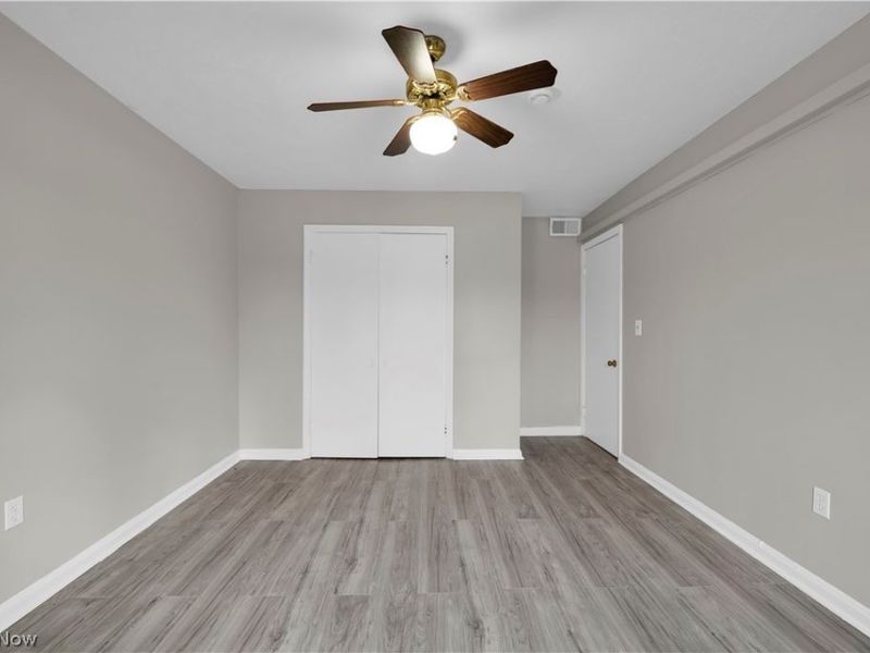 5208 Lee Road , Unit 3, Maple Heights, OH 44137 Photo 6