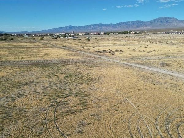 1480 E Geronimo Street , Pahrump, NV 89048