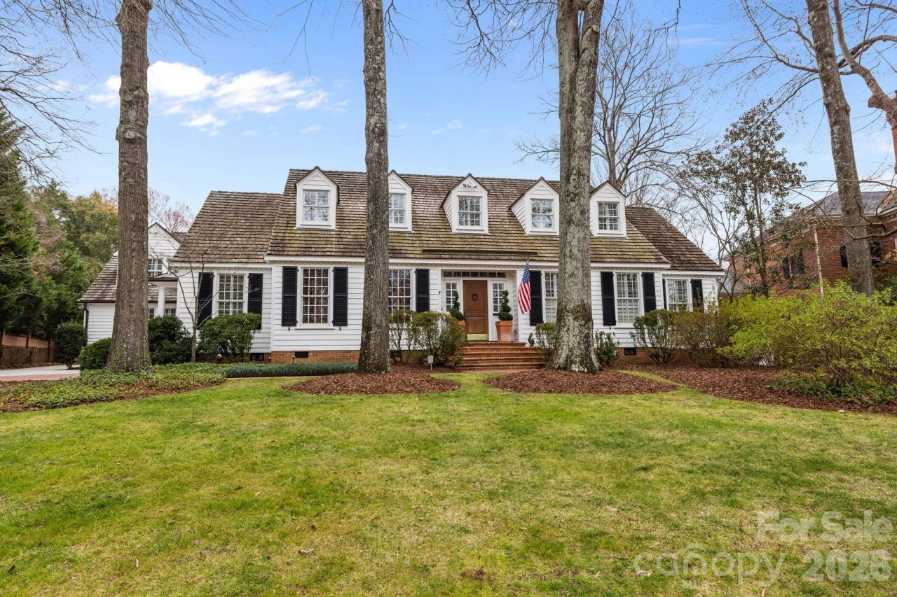 1219 Scotland Avenue, Charlotte, NC 28207 Main Photo