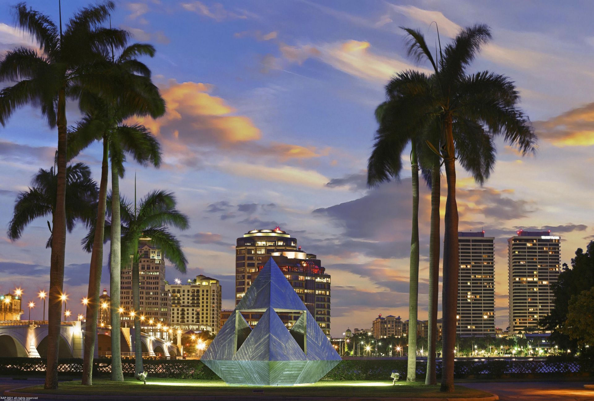 4000 N Ocean Drive, Unit 204, Singer Island, FL 33404 Photo