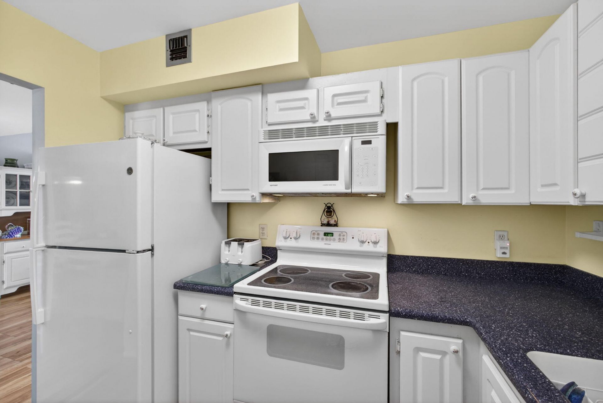 336 Golfview Road, Unit 207, North Palm Beach, FL 33408 Photo