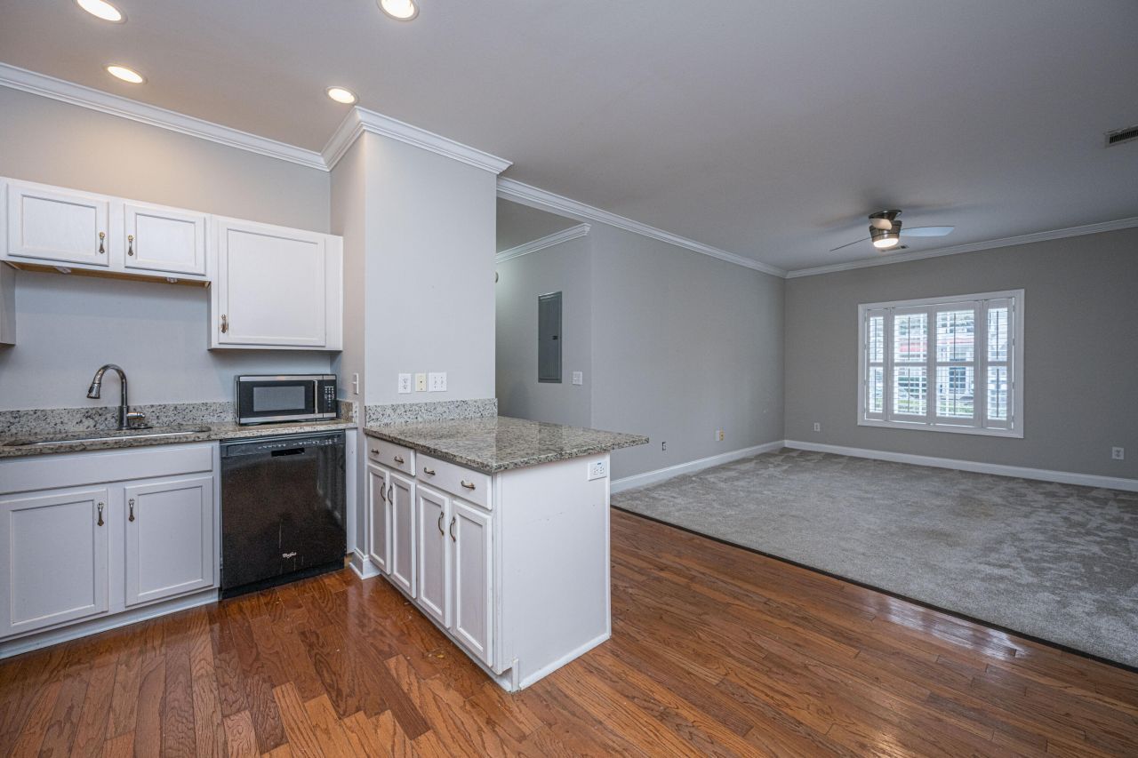 4005 Radcliffe Place Drive Photo 12