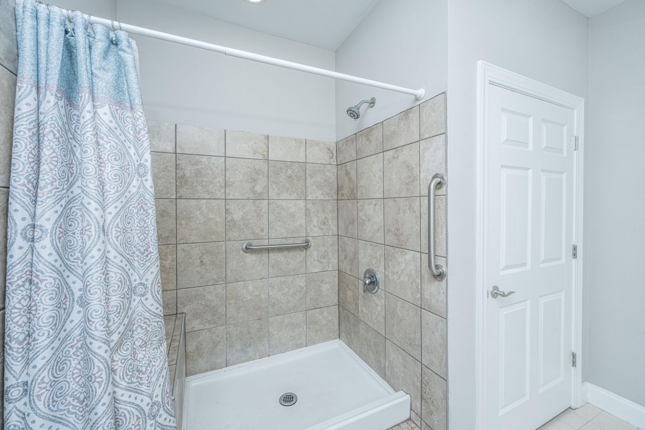 4005 Radcliffe Place Drive Photo 19