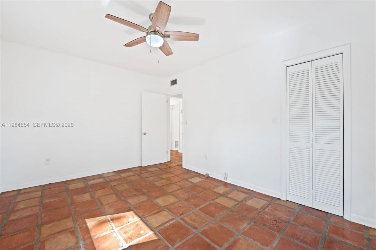 1745 NE 137th Ter, North Miami, FL 33181 Photo