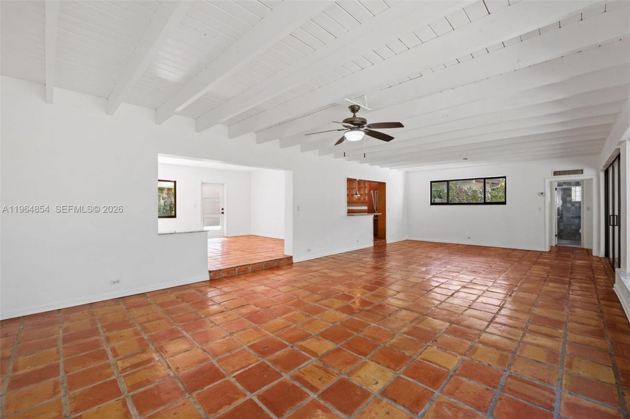 1745 NE 137th Ter , North Miami, FL 33181 Photo