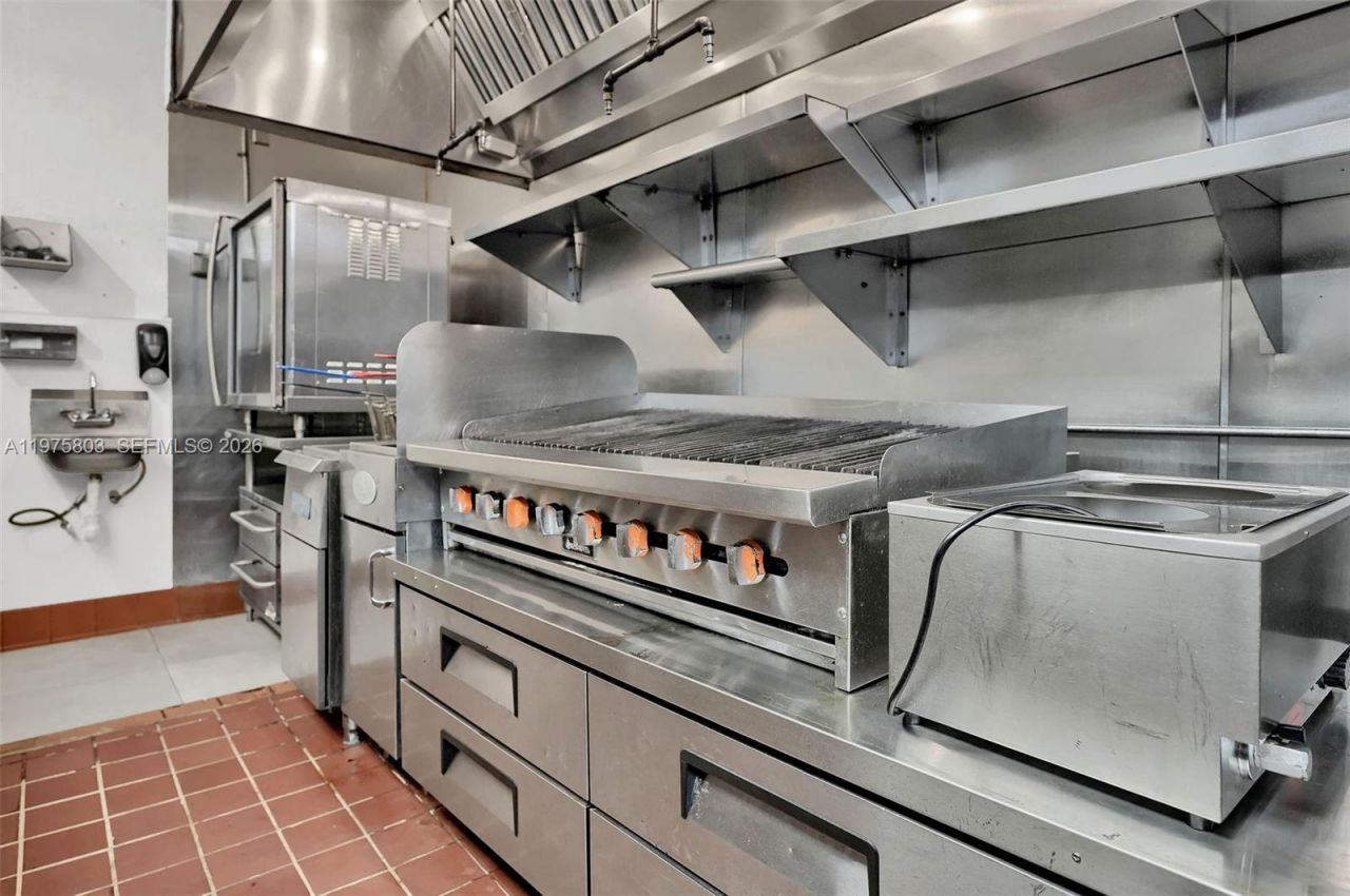 1930 Ponce De Leon Blvd , Unit 1930, Coral Gables, FL 33134 Photo