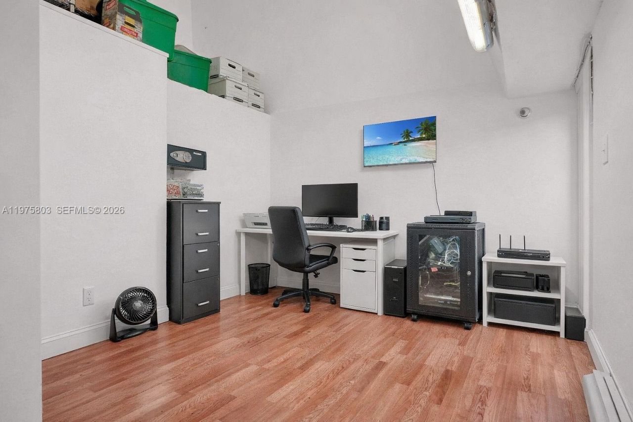 1930 Ponce De Leon Blvd , Unit 1930, Coral Gables, FL 33134 Photo