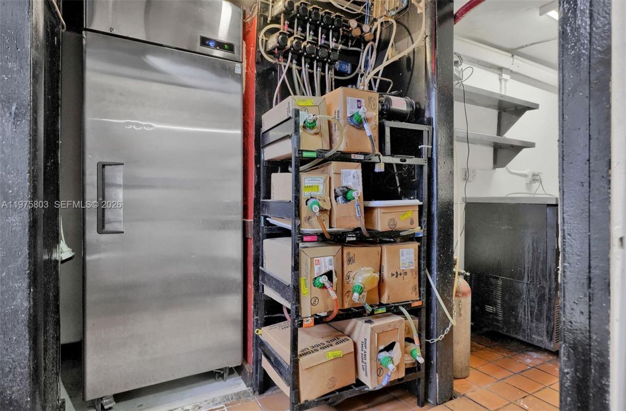 1930 Ponce De Leon Blvd , Unit 1930, Coral Gables, FL 33134 Photo