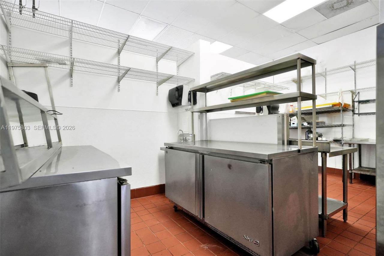 1930 Ponce De Leon Blvd , Unit 1930, Coral Gables, FL 33134 Photo