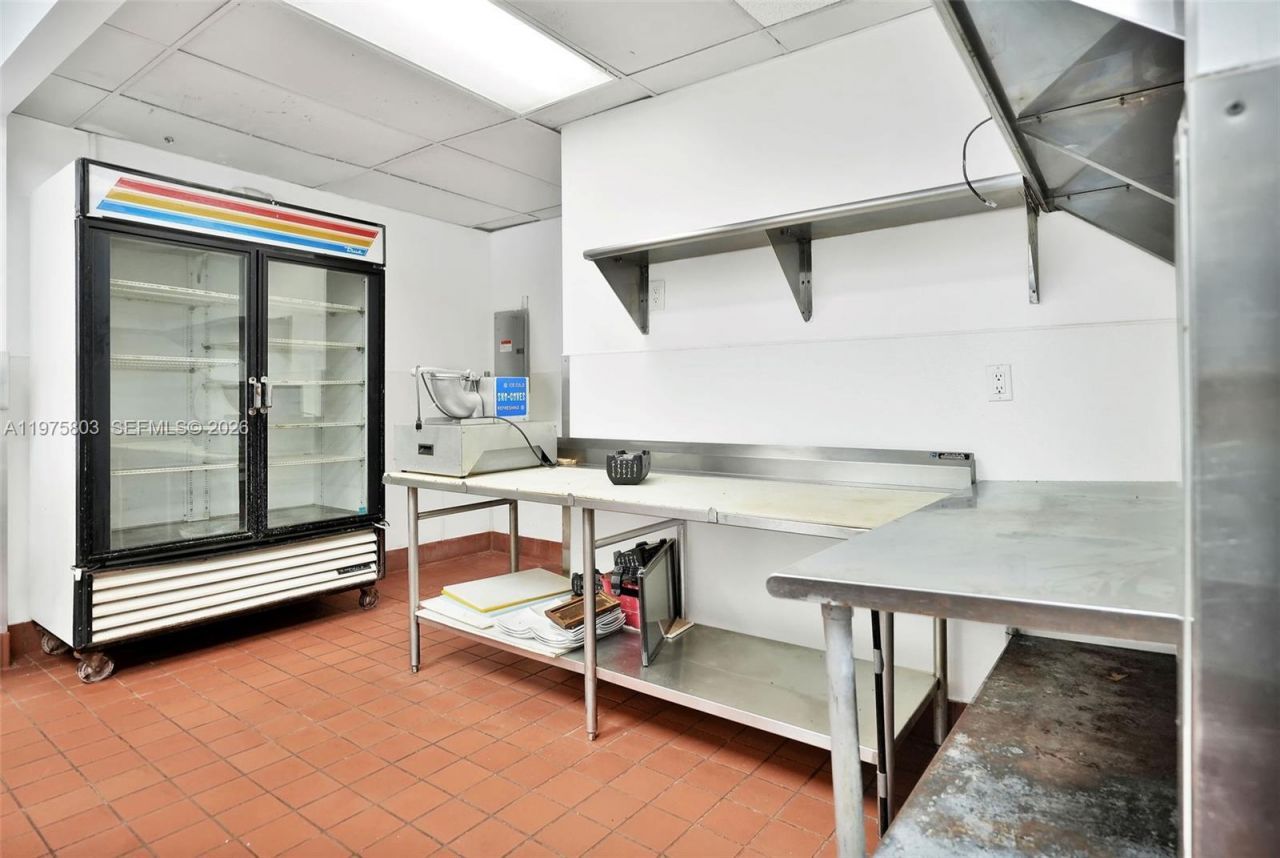 1930 Ponce De Leon Blvd , Unit 1930, Coral Gables, FL 33134 Photo