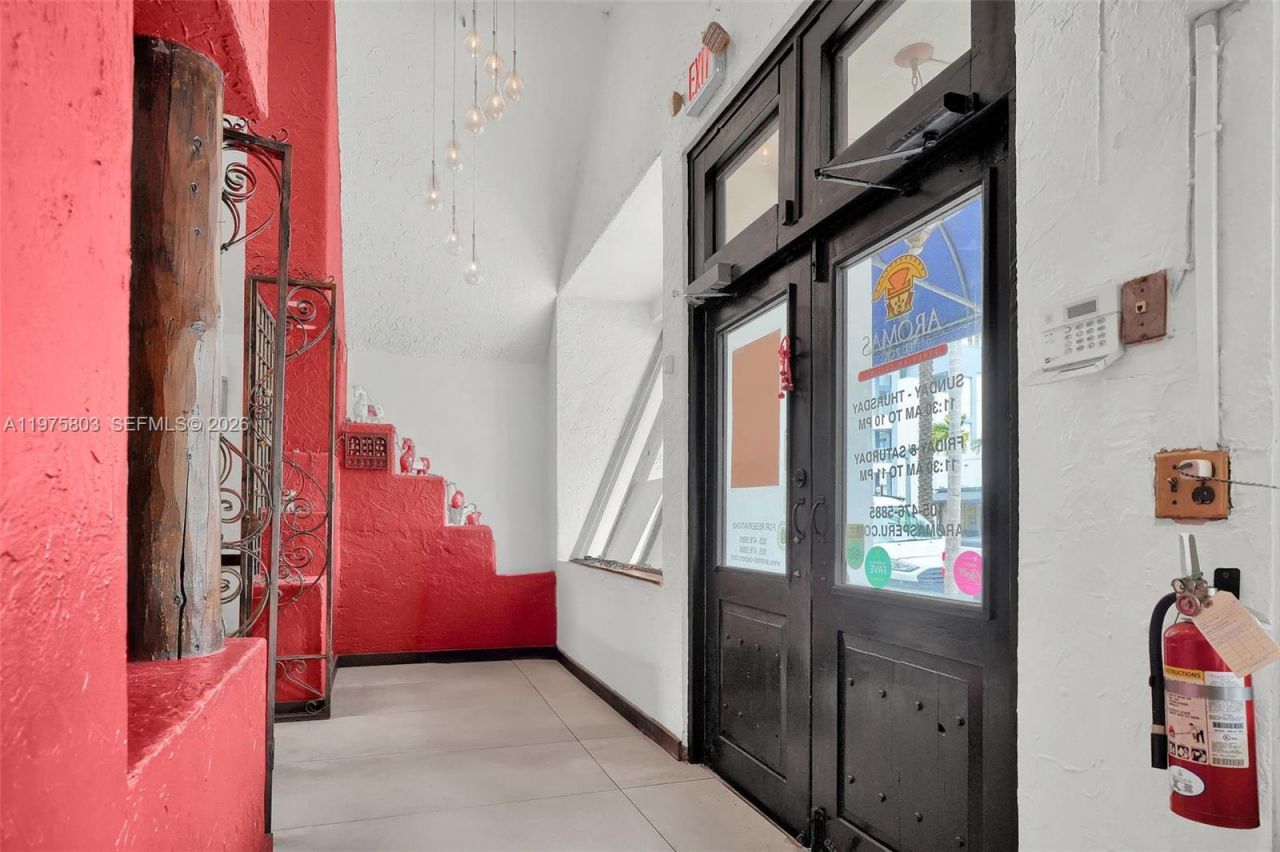 1930 Ponce De Leon Blvd , Unit 1930, Coral Gables, FL 33134 Photo