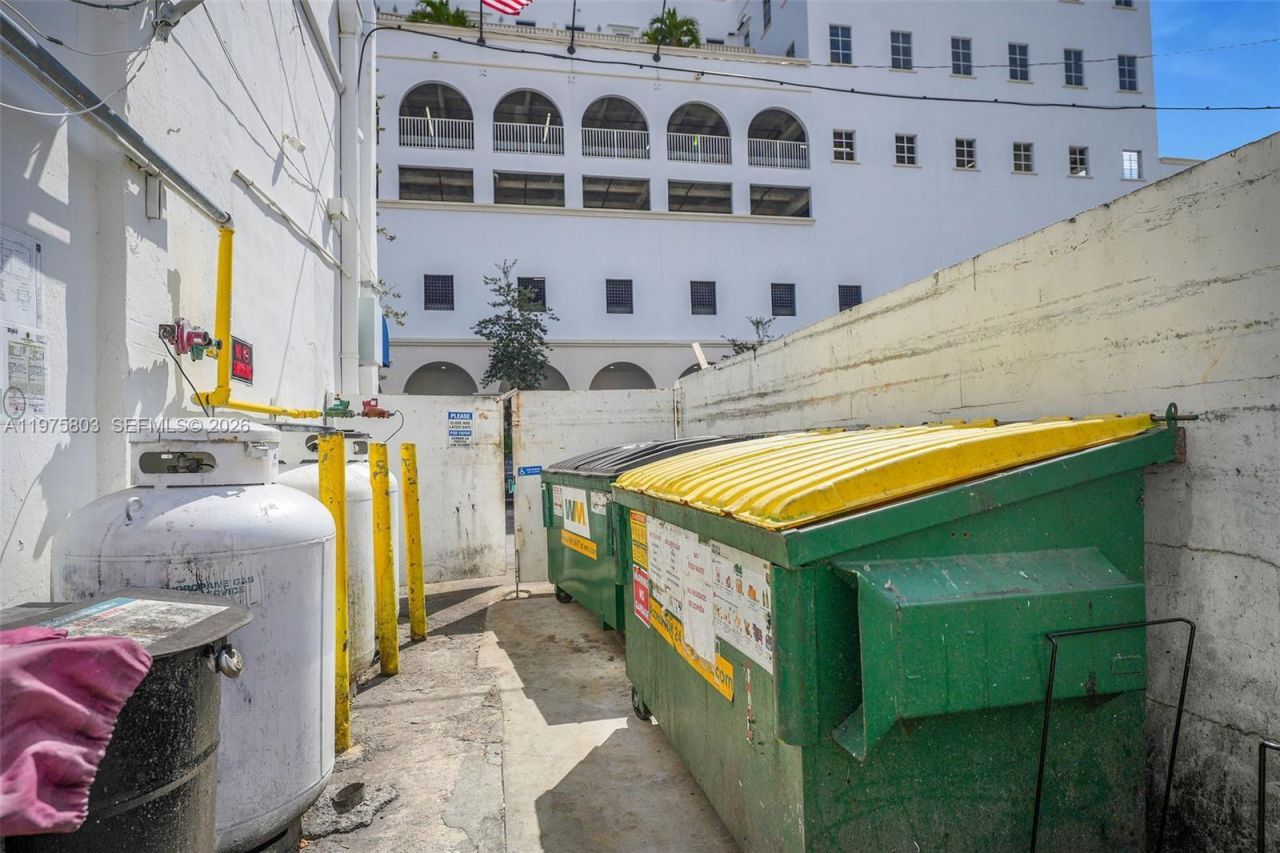 1930 Ponce De Leon Blvd , Unit 1930, Coral Gables, FL 33134 Photo